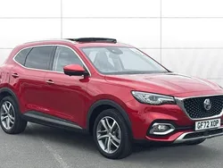Red Used 2022 MG HS Exclusive SUV | £17,656 (Fair price)