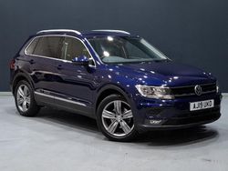 Blue Used 2019 VW Tiguan Match SUV | £15,998 (Fair price)