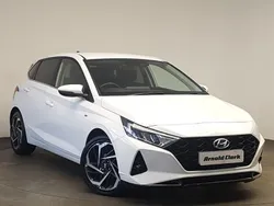 White Used 2021 Hyundai i20 Premium Hatchback | £14,498 (Fair price)