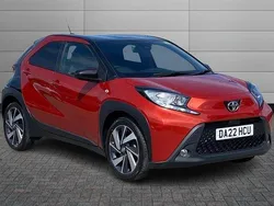 Chilli red with black Used 2022 Toyota Aygo Hatchback | £15,195 (Fair price)