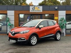 Orange/cream Used 2016 Renault Captur Dynamique SUV | £4,995 (Good price)