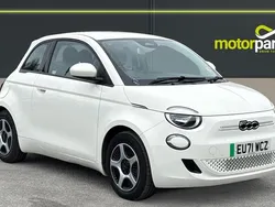 White Used 2021 Fiat 500e Passion Hatchback | £10,500 (Fair price)