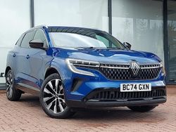 Blue Used 2025 Renault Austral Techno SUV | £25,998 (A bit pricey)