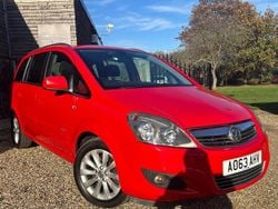 Red Used 2013 Vauxhall Zafira Design Edition MPV | £2,995 (Fair price)