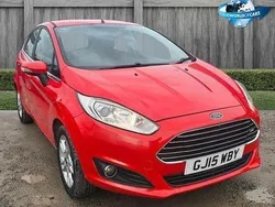 Red Used 2015 Ford Fiesta Zetec Hatchback | £4,495 (Fair price)