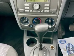 Blue Used 2009 Ford Fusion Zetec Hatchback | £2,450 (Fair price)