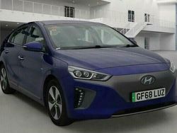 Blue Used 2018 Hyundai Ioniq Premium SE Hatchback | £7,495 (Good price)