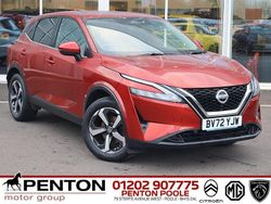 Red Used 2022 Nissan Qashqai N-Connecta SUV | £16,490 (Fair price)