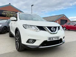White Used 2017 Nissan X-Trail SE SUV | £7,495 (Good price)