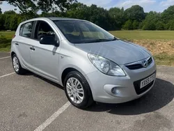 Silver Used 2009 Hyundai i20 Classic Hatchback | £3,750 (Fair price)