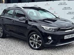 Black Used 2019 Kia Stonic 2 SUV | £10,195 (Fair price)