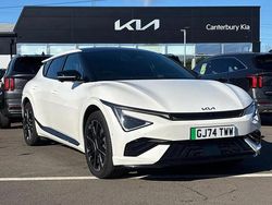 White Used 2024 Kia EV6 2 SUV | £41,495