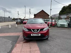 Red Used 2014 Nissan Qashqai Acenta SUV | £5,290 (Super price)