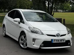 White Used 2014 Toyota Prius Hatchback | £3,995 (Good price)