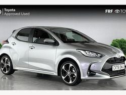 New 2025 Toyota Yaris Hybrid Hatchback | £25,490 (Fair price)