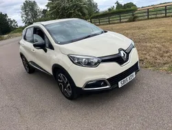 Cream Used 2015 Renault Captur Dynamique SUV | £3,890 (Good price)