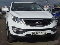 White Used 2012 Kia Sportage 2 SUV | £3,195 (Fair price)