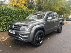 Grey Used 2017 VW Amarok Highline Pickup | £19,995 (Fair price)