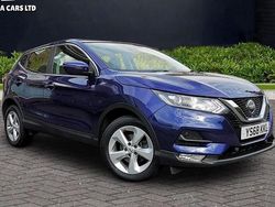 Blue Used 2018 Nissan Qashqai Acenta Premium SUV | £8,450 (Fair price)