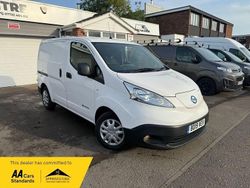 White Used 2019 Nissan e-NV200 Acenta Van | £7,490 (A bit pricey)