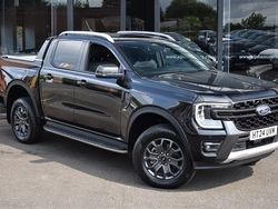 Agate black Used 2024 Ford Ranger Wildtrack Pickup | £34,990 (Super price)