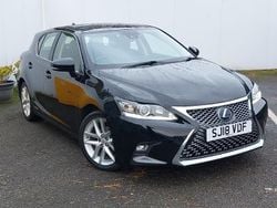 Black Used 2018 Lexus CT200h Hatchback | £14,498 (Fair price)