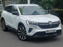 White Used 2023 Renault Austral Techno SUV | £23,998 (Fair price)