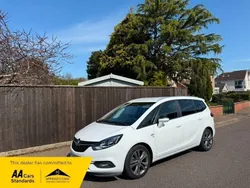White Used 2016 Vauxhall Zafira SRi MPV | £9,995
