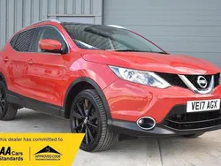 Red Used 2017 Nissan Qashqai Tekna SUV | £9,250 (Fair price)