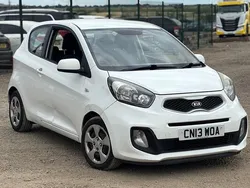 White Used 2013 Kia Picanto 2 Hatchback | £1,485 (Fair price)