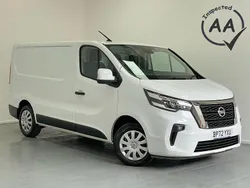 White Used 2023 Nissan Primastar Acenta MPV | £15,950 (Good price)