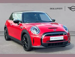 Red Used 2021 Mini Cooper S Level 2 Hatchback | £14,295 (A bit pricey)