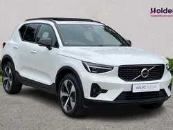 White Used 2024 Volvo XC40 Ultimate SUV | £34,490 (Good price)