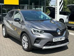 Oyster grey Used 2022 Renault Captur Iconic SUV | £14,995 (Fair price)