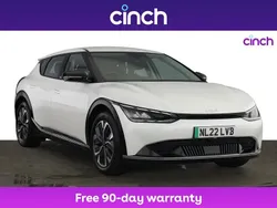 White Used 2022 Kia EV6 Air SUV | £20,199 (Fair price)