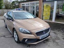 Bronze Used 2014 Volvo V40 CC Estate | £5,995 (Fair price)
