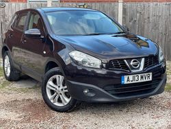 Black Used 2013 Nissan Qashqai Acenta SUV | £2,490 (Fair price)