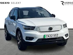 Crystal white Used 2022 Volvo XC40 Pro SUV | £24,990 (Good price)