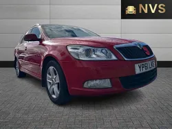 Red Used 2011 Skoda Octavia Elegance Estate | £1,995 (Fair price)