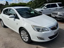 White Used 2011 Vauxhall Astra Elite Hatchback | £1,300 (Fair price)