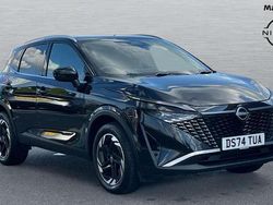 Black Used 2024 Nissan Qashqai N-Connecta SUV | £24,579 (A bit pricey)