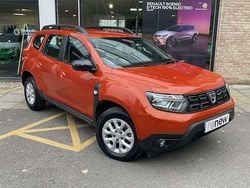 Orange Used 2022 Dacia Duster Comfort SUV | £13,295 (Fair price)