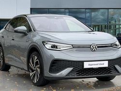 Moonstone grey black Used 2025 VW ID.5 Pro Performance SUV | £30,829 (A bit pricey)