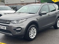 Grey Used 2017 Land Rover Discovery Sport SE SUV | £13,495 (Fair price)
