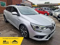 Silver Used 2017 Renault Mégane GrandTour Dynamique Estate | £8,495 (Fair price)