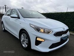 White Used 2018 Kia Ceed 2 Hatchback | £6,850 (Expensive)