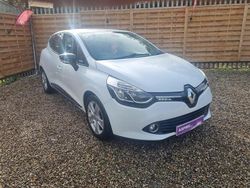 White Used 2014 Renault Clio IV Dynamique Hatchback | £3,995 (Fair price)