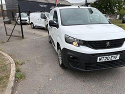 White Used 2020 Peugeot Partner Van | £9,495 (Fair price)