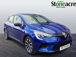 Blue Used 2023 Renault Clio V Evolution Hatchback | £13,731 (Good price)