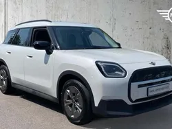 Nanuq white New 2025 Mini Countryman Classic SUV | £28,811 (Super price)